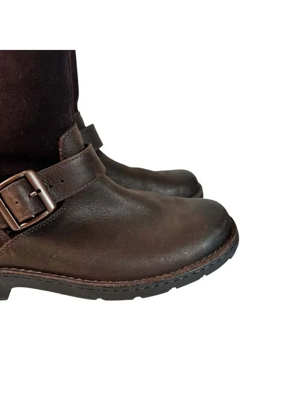 UGG equal parts